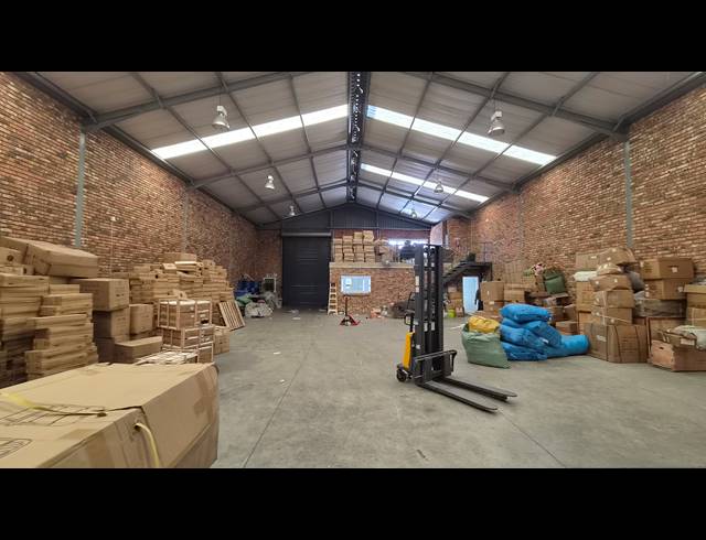 412M² WAREHOUSE TO LET IN BARTLETT